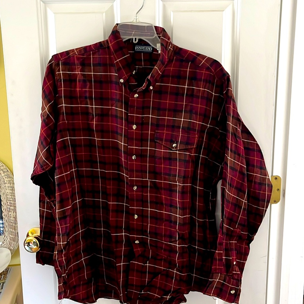 Classic Men’s Lands End Wool & Cotton Burgundy Plaid Button Down Shirt. Size XL